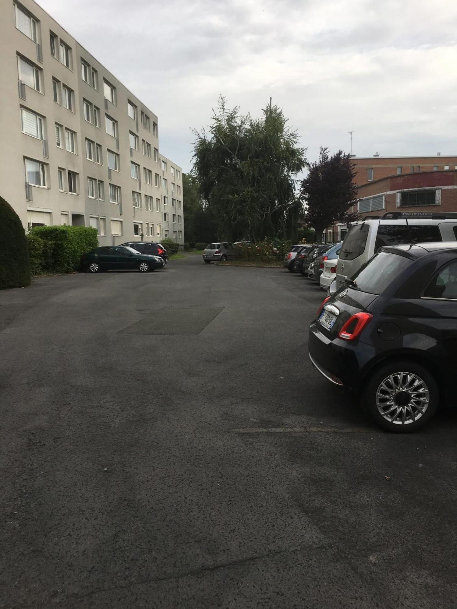 Apartament Au Petit Bonheur Imprevu Douai Zewnętrze zdjęcie